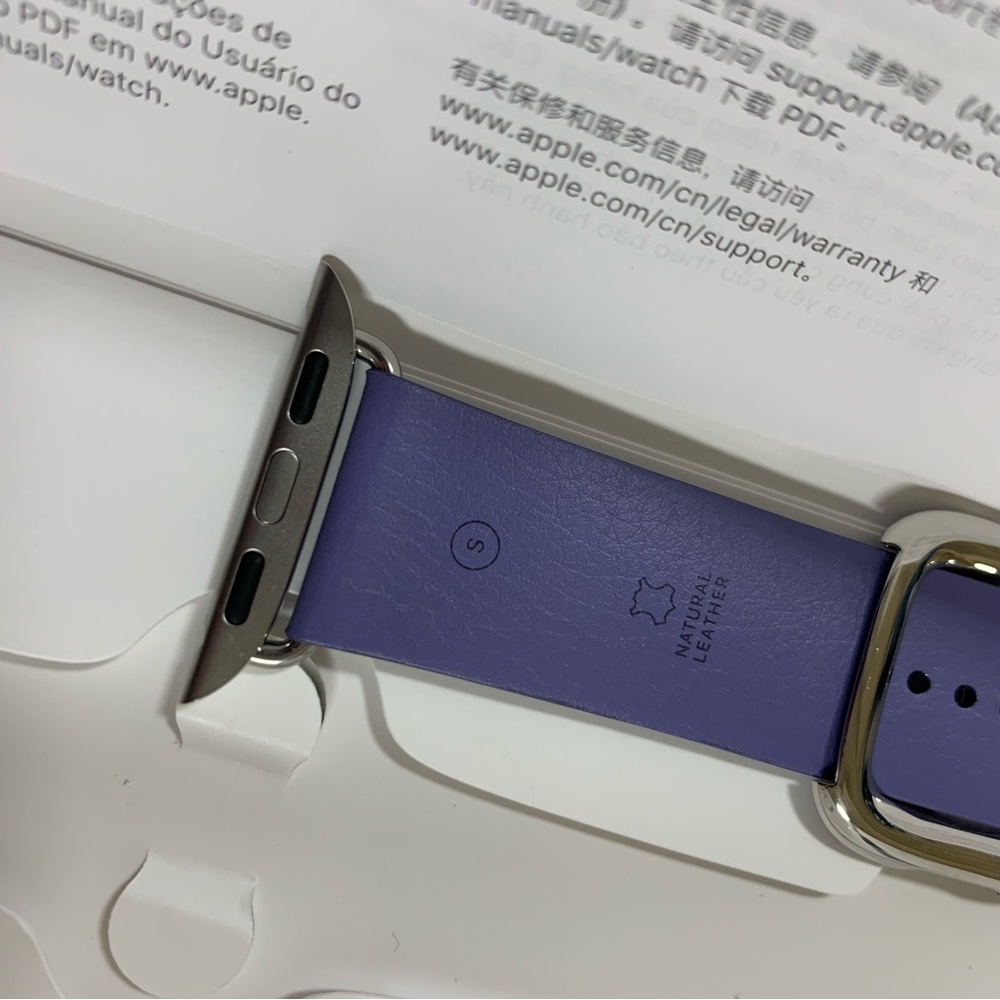 Apple Leather Wisteria Modern Buckle for Apple Watch 41mm - Picture 8 of 16